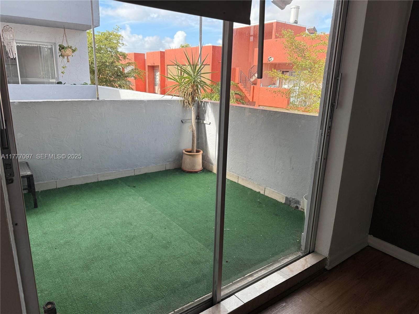 495 NW 72nd Avenue 305 — photo 8