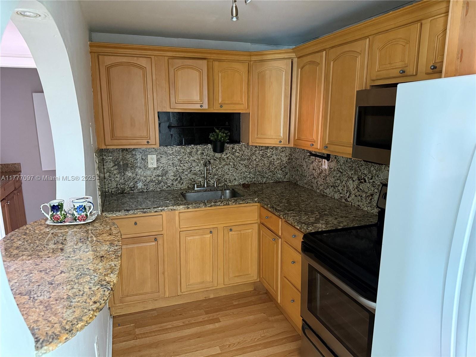 495 NW 72nd Avenue 305 — photo 9