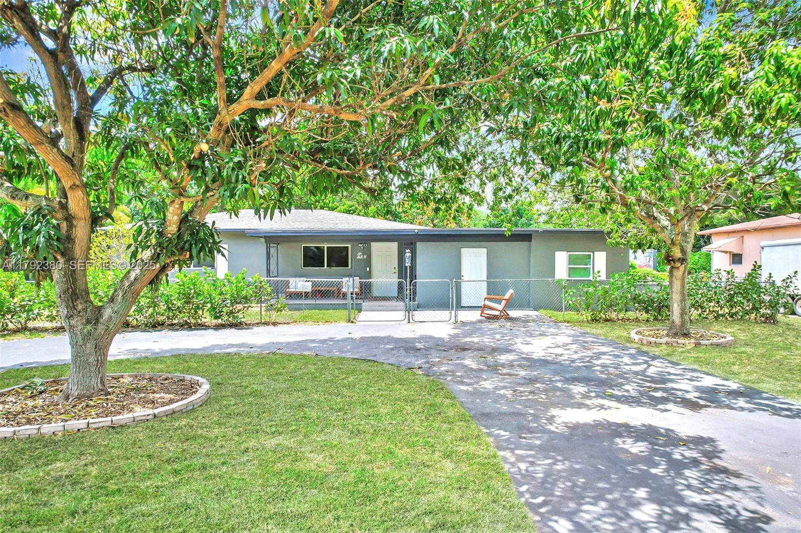 13320 N Miami Avenue, Miami, FL 33168 photo 2
