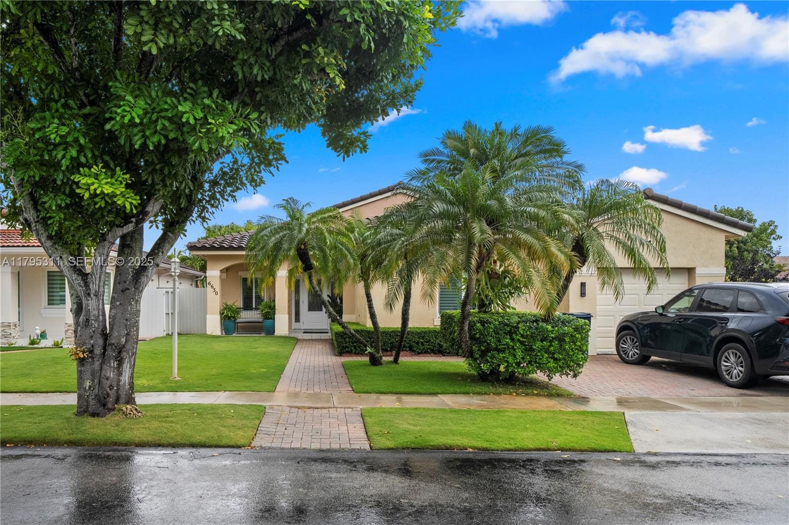 6630 SW 159th Place, Miami, FL 33193