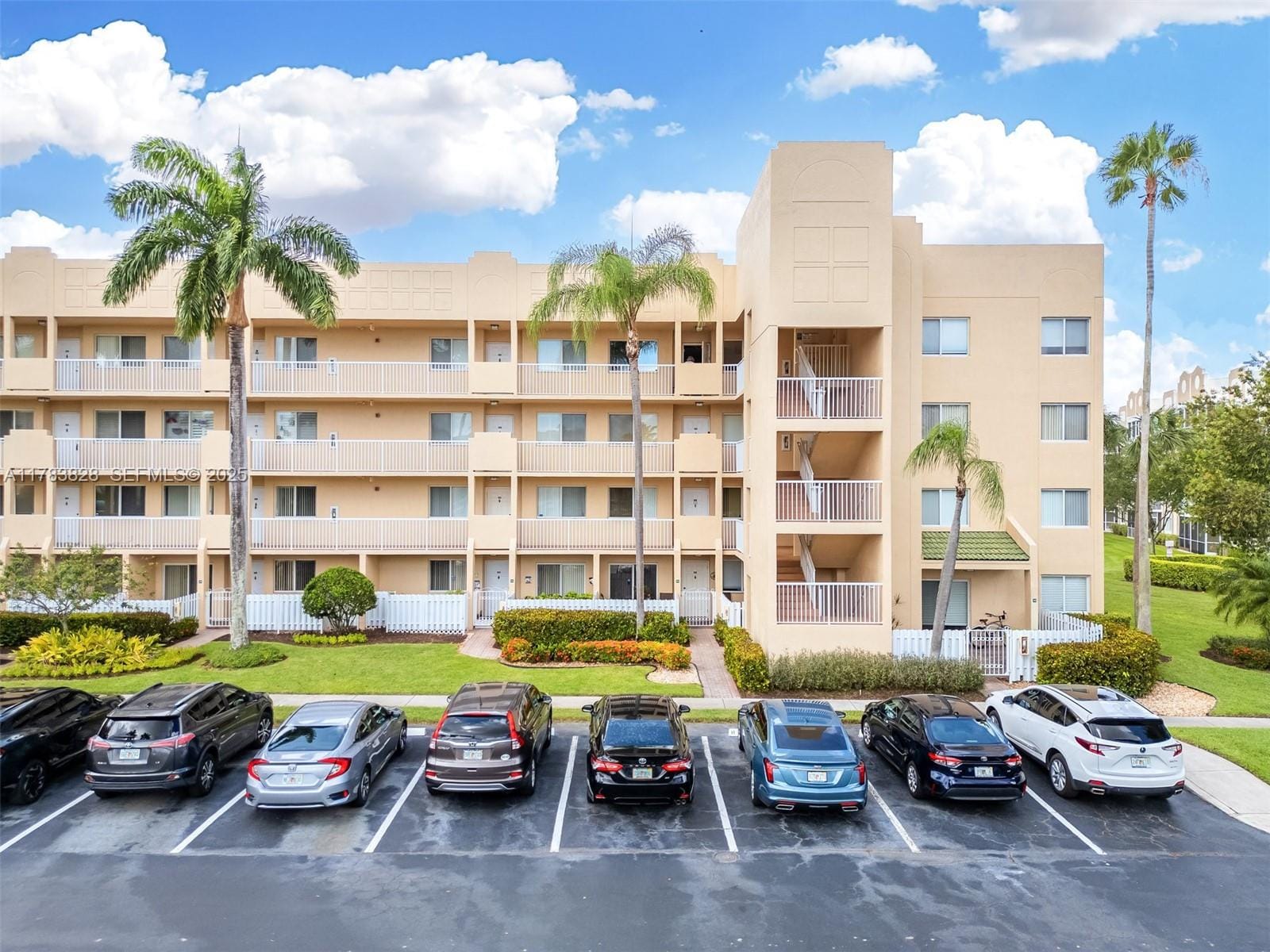 7751 Southampton Terrace 216, Tamarac, FL 33321