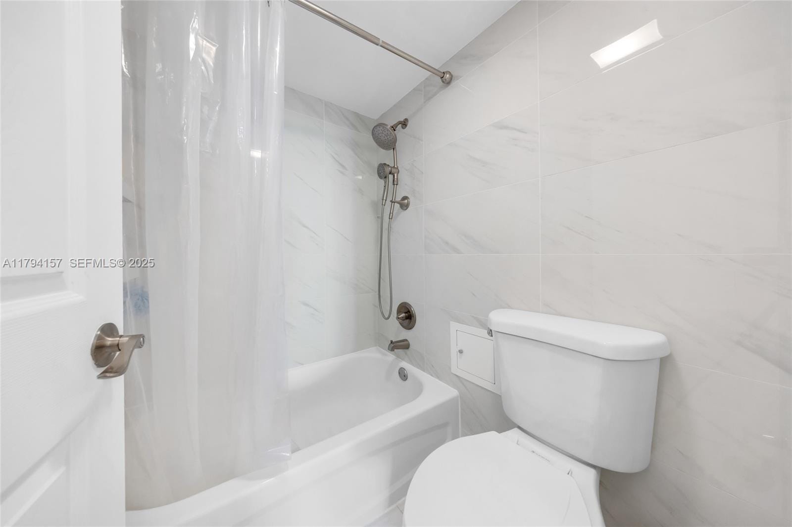 100 Bayview Drive 1403, Sunny Isles Beach, FL 33160 photo 18