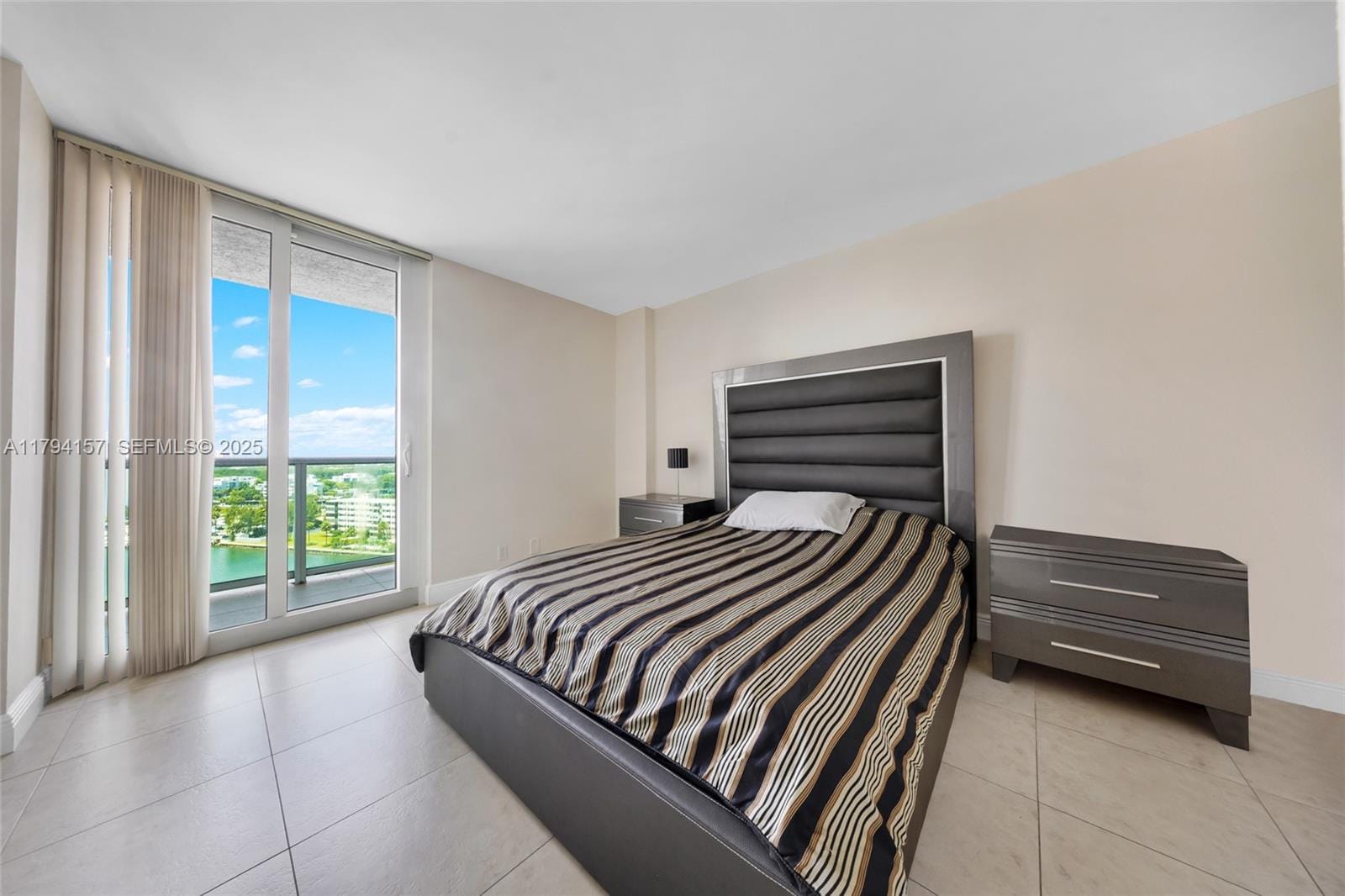 100 Bayview Drive 1403, Sunny Isles Beach, FL 33160 photo 19