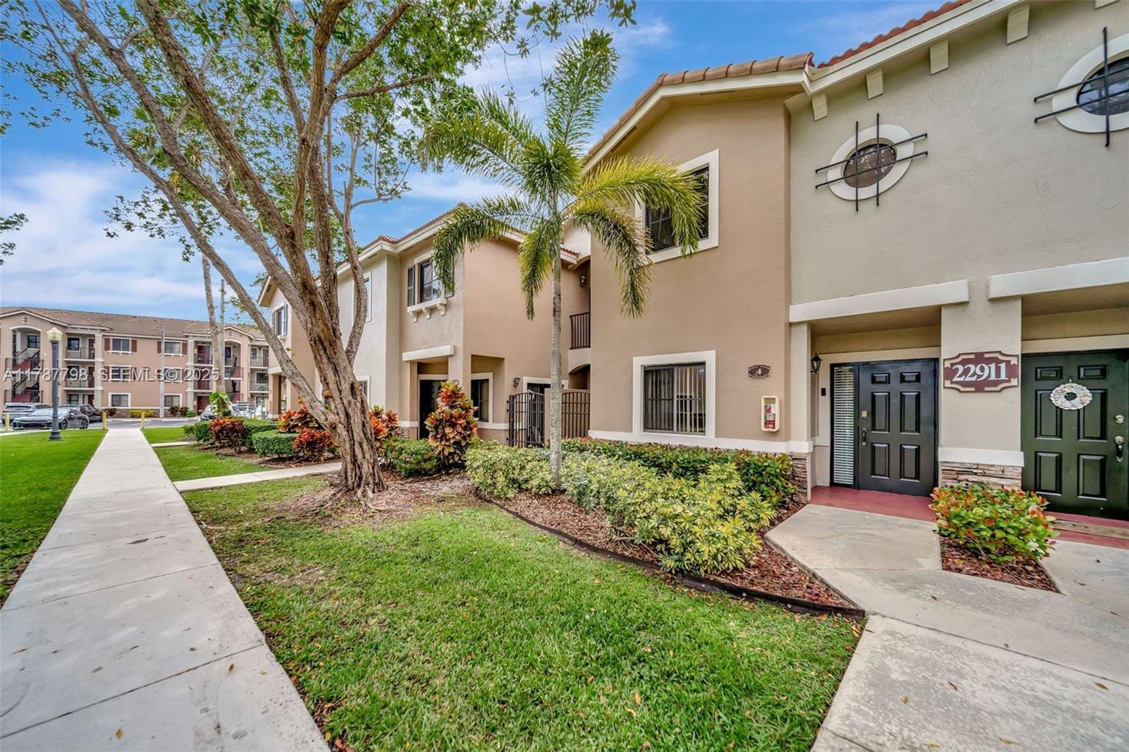 22911 SW 88th Place 4-21, Cutler Bay, FL 33190 photo 2