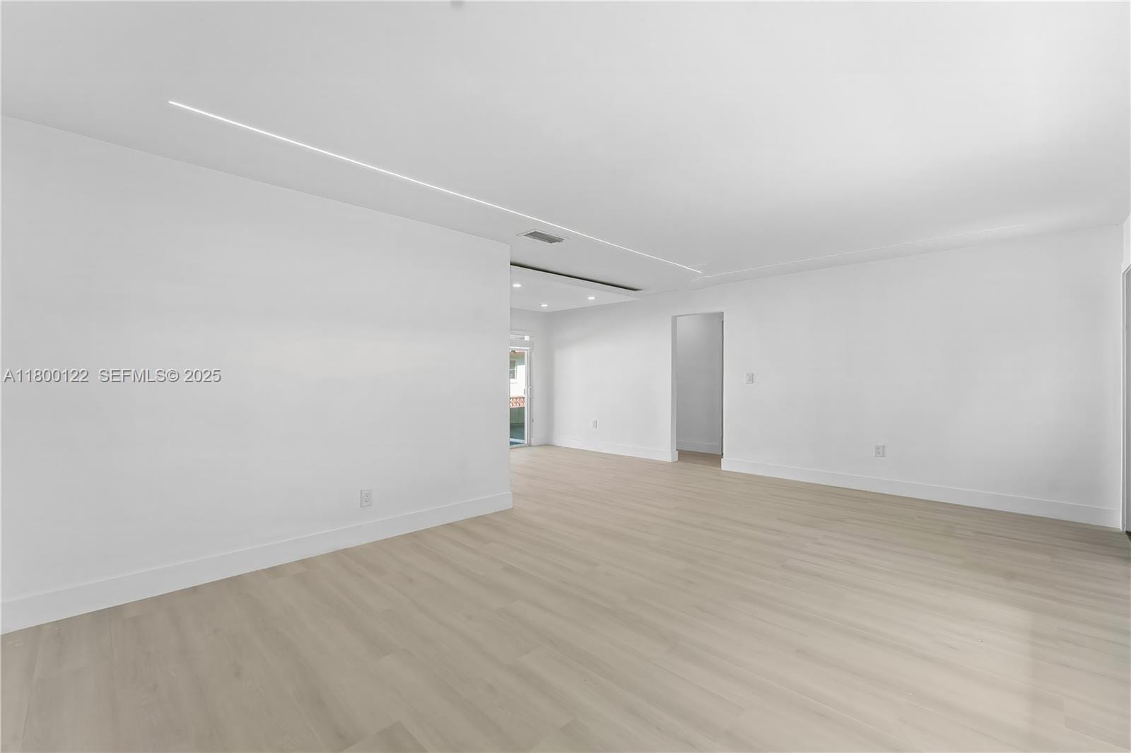 2600 NW 68th Way — photo 7