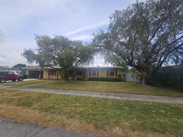 10775 Westwood Lake Drive, sold in Westwood Lake 10th Addn, Miami, FL