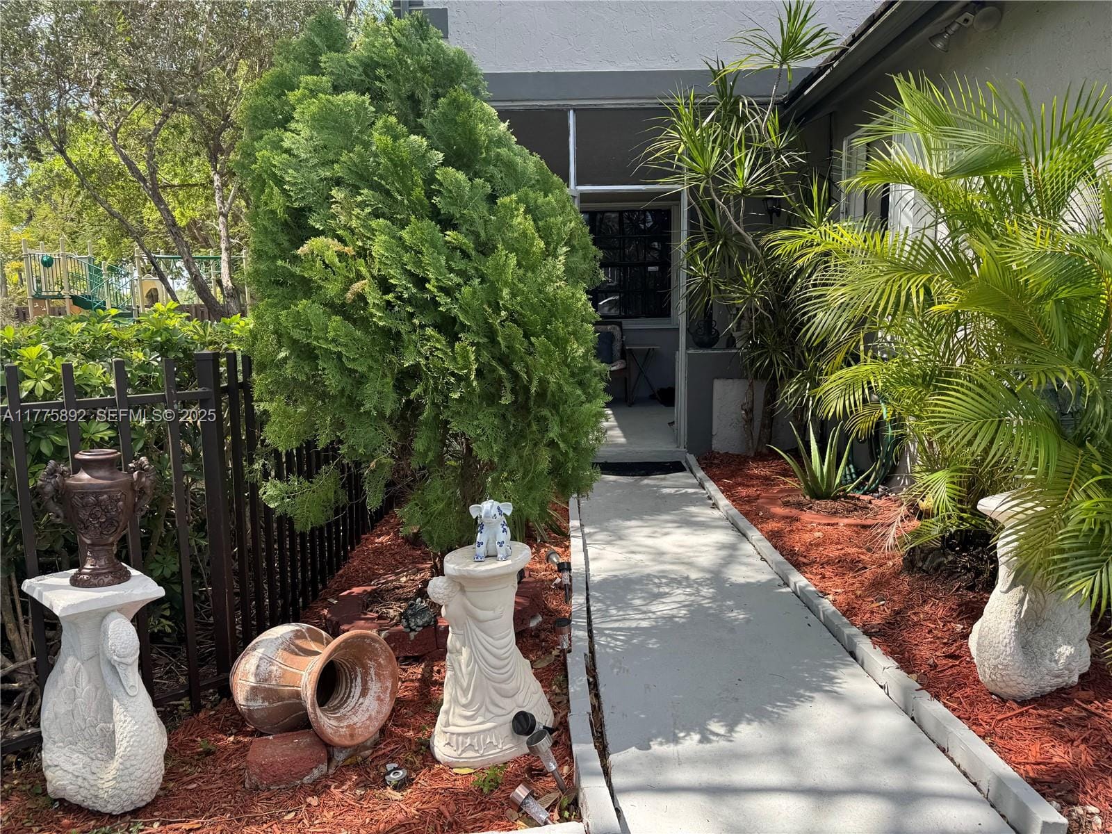 15563 SW 110th Terrace 15563 — photo 3