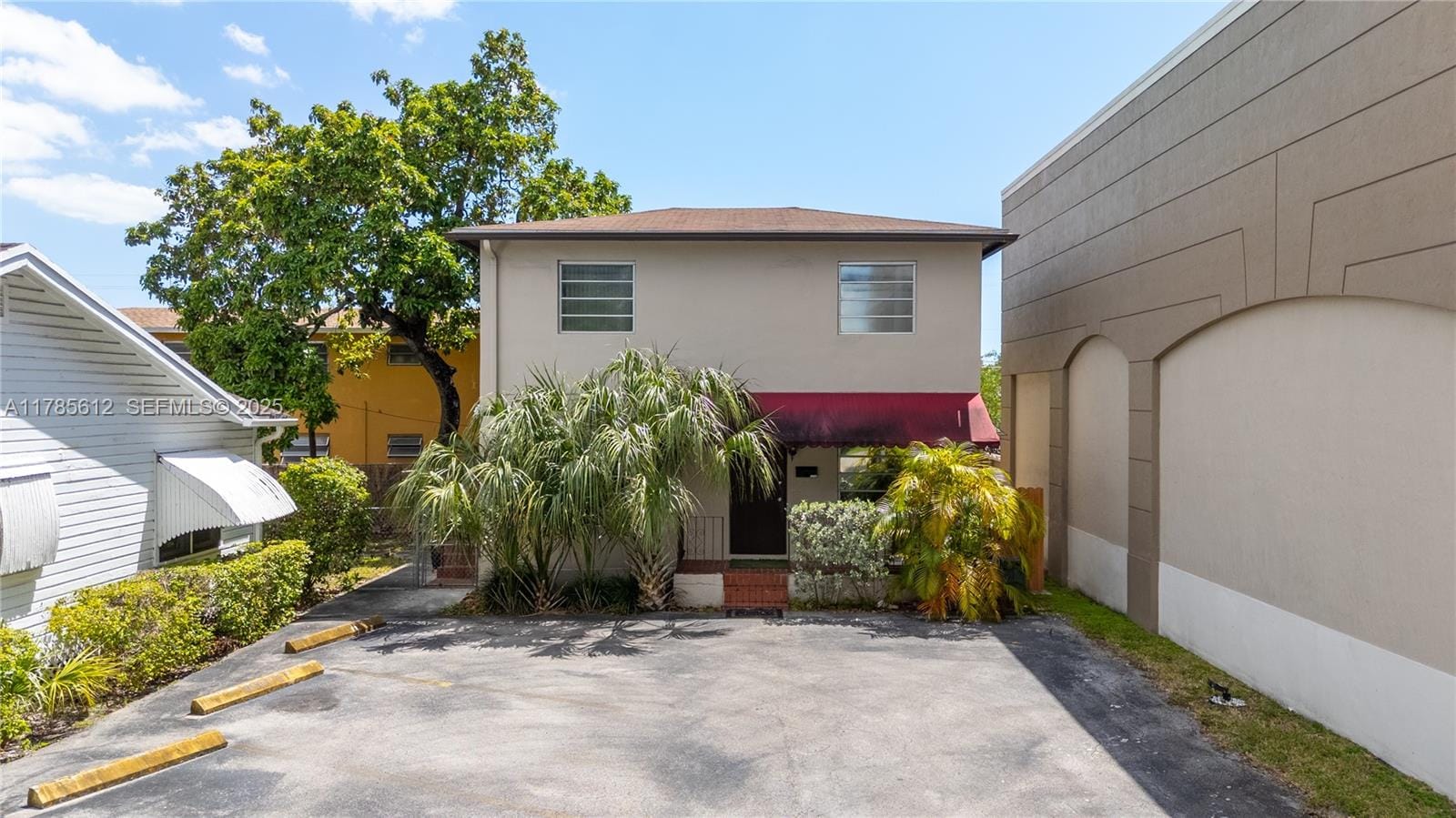 899 SW 67th Avenue, West Miami, FL 33144