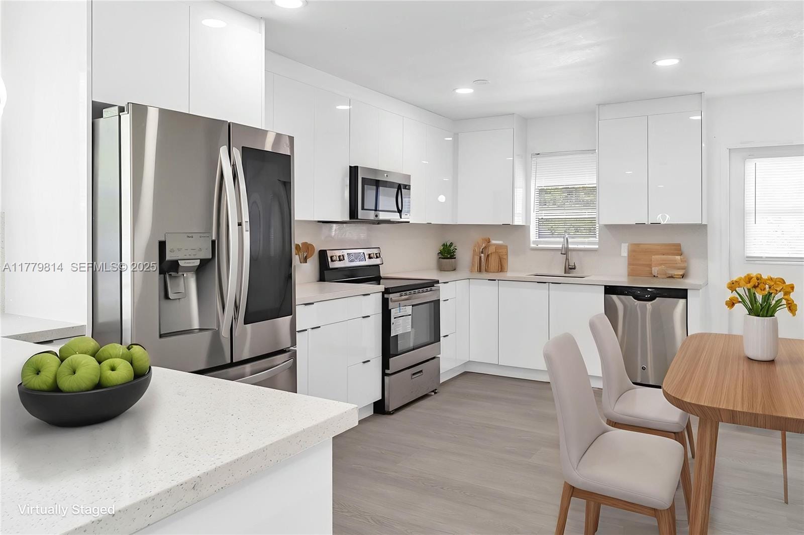 1402 NW 19th Street, Fort Lauderdale, FL 33311 photo 4