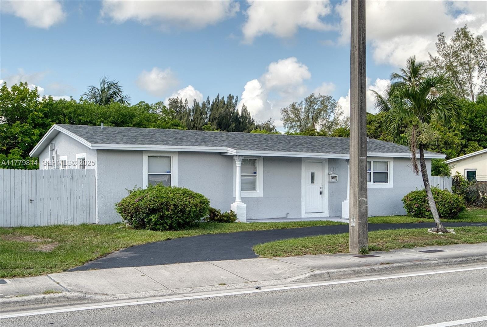 1402 NW 19th Street, Fort Lauderdale, FL 33311 photo 9