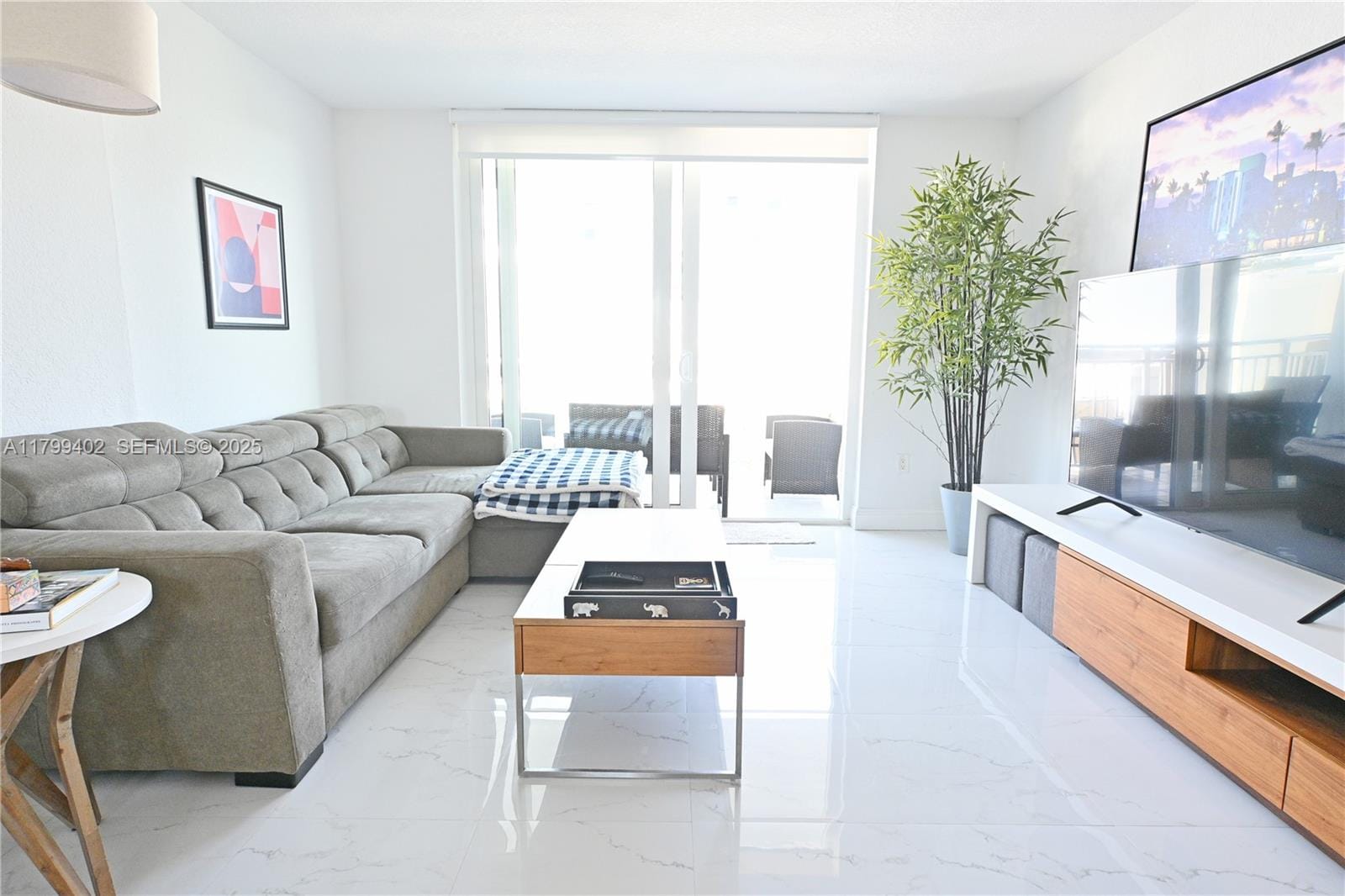 947 Lenox Avenue 504, Miami Beach, FL 33139 photo 5