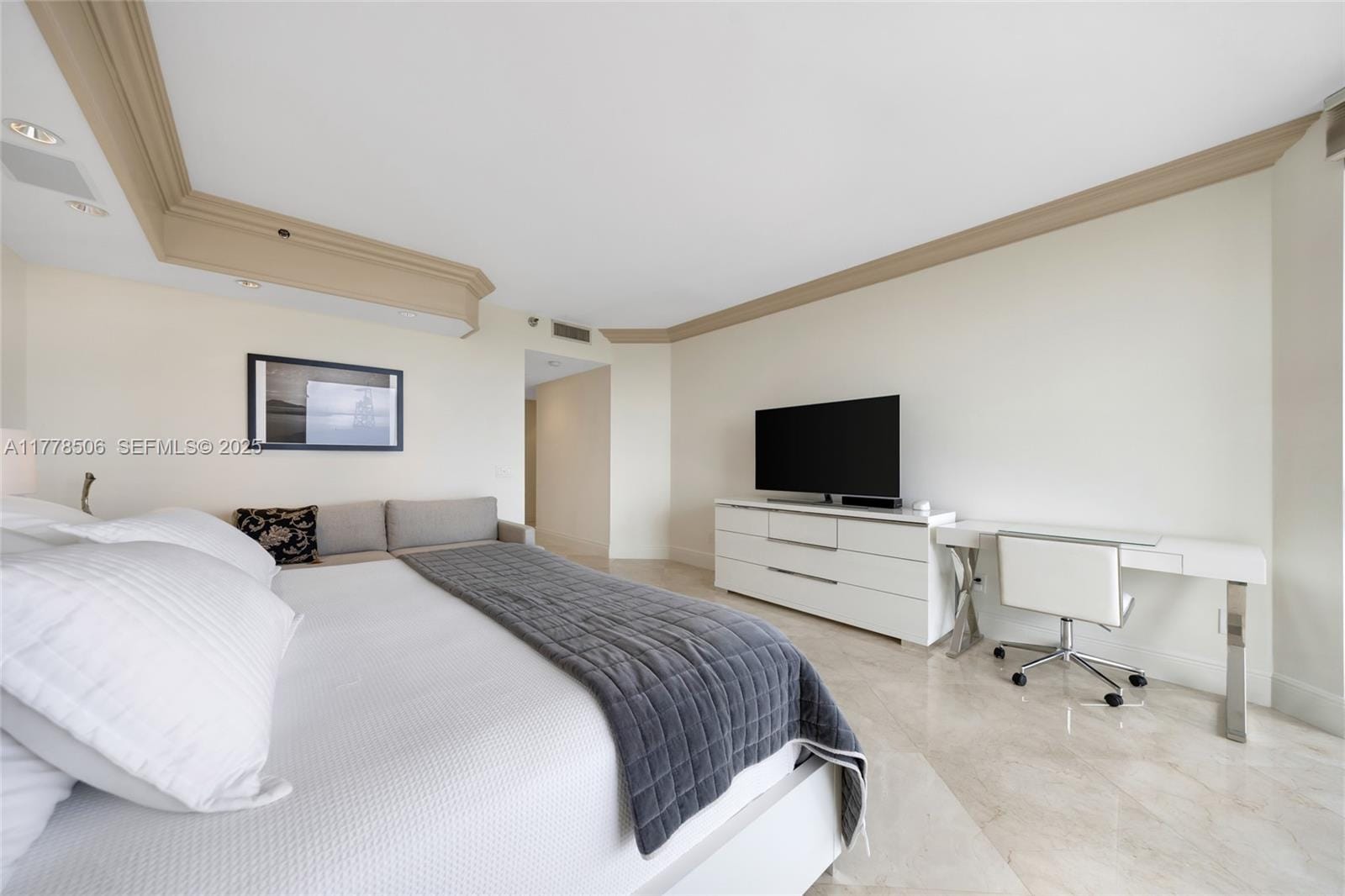 21150 Point Place 2106, Aventura, FL 33180 photo 29