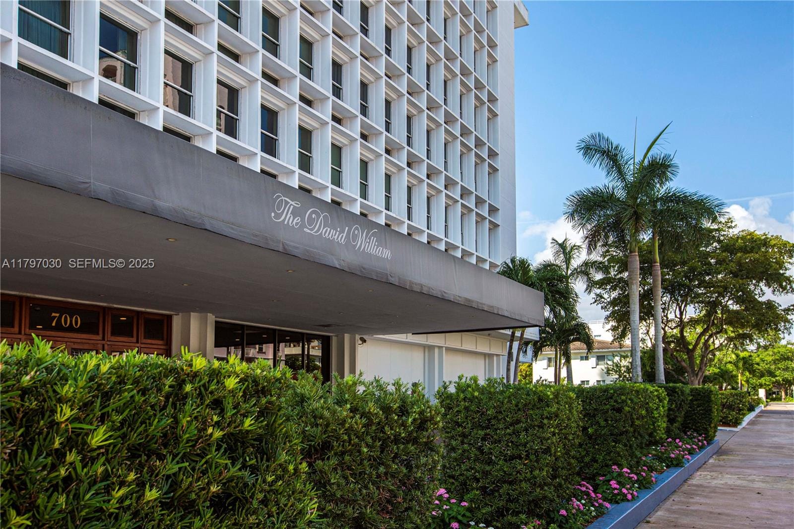 700 Biltmore Way 1016, Coral Gables, FL 33134 photo 2