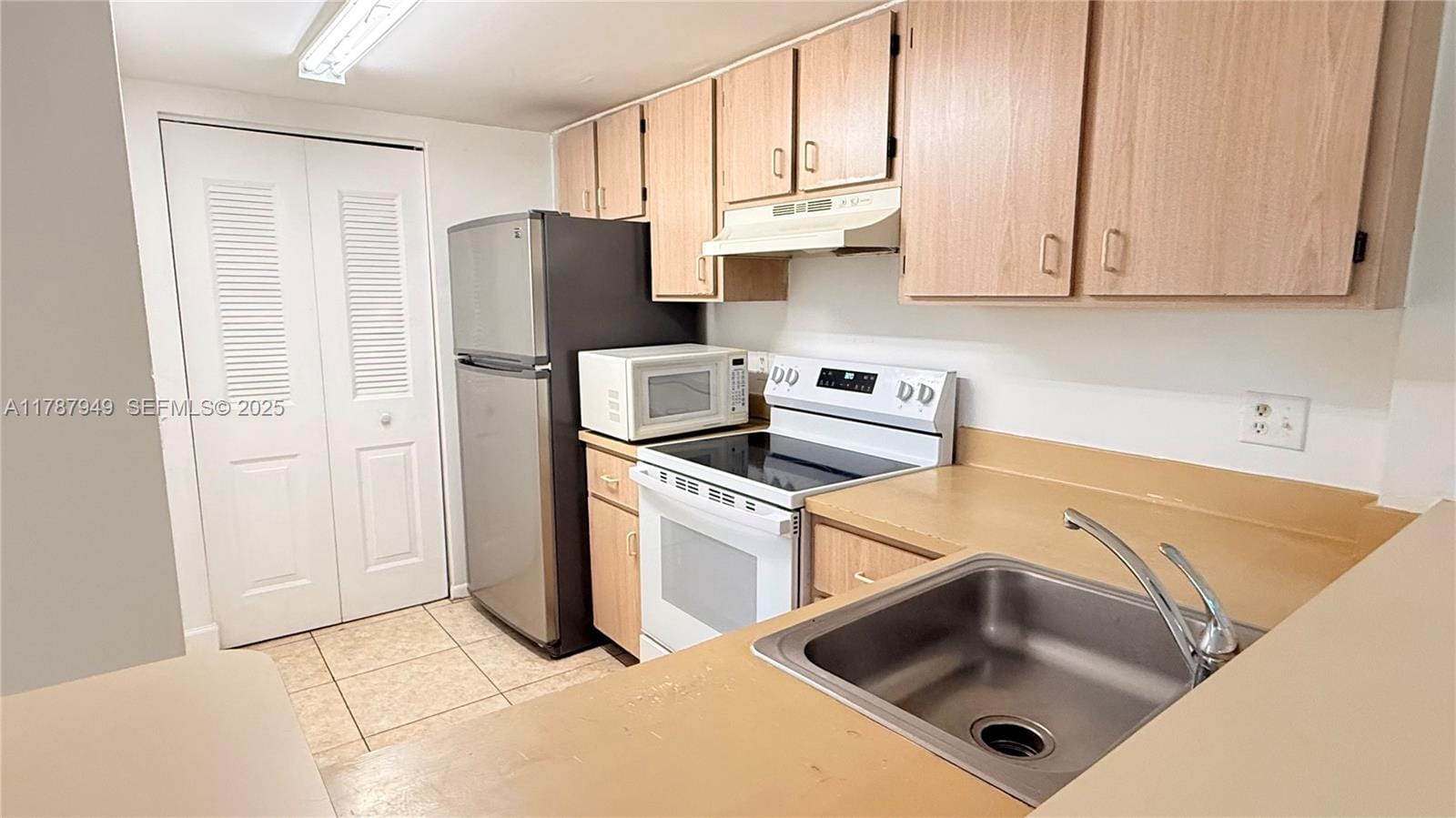 10709 Cleary Boulevard 307, Plantation, FL 33324 photo 17