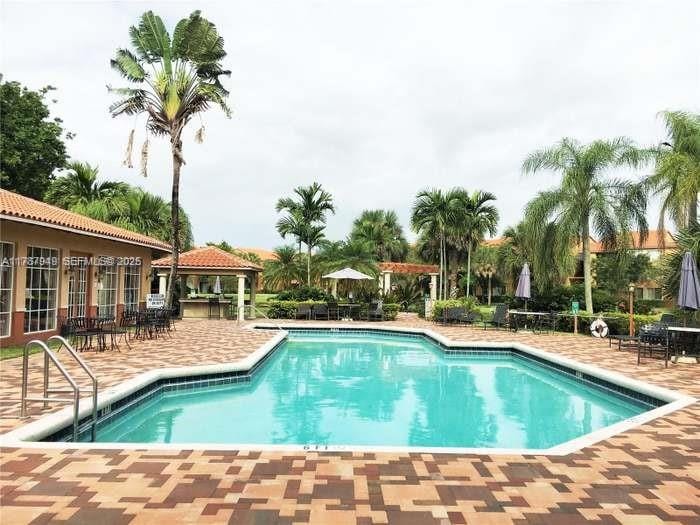 10709 Cleary Boulevard 307 — photo 3