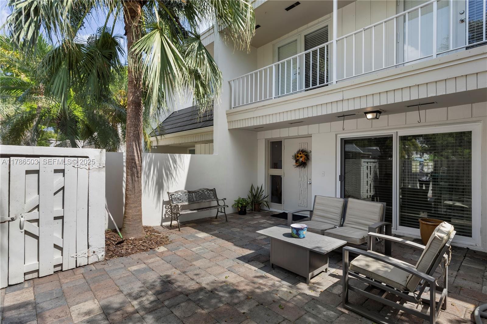 8306 SW 81st Terrace, Miami, FL 33143 photo 2