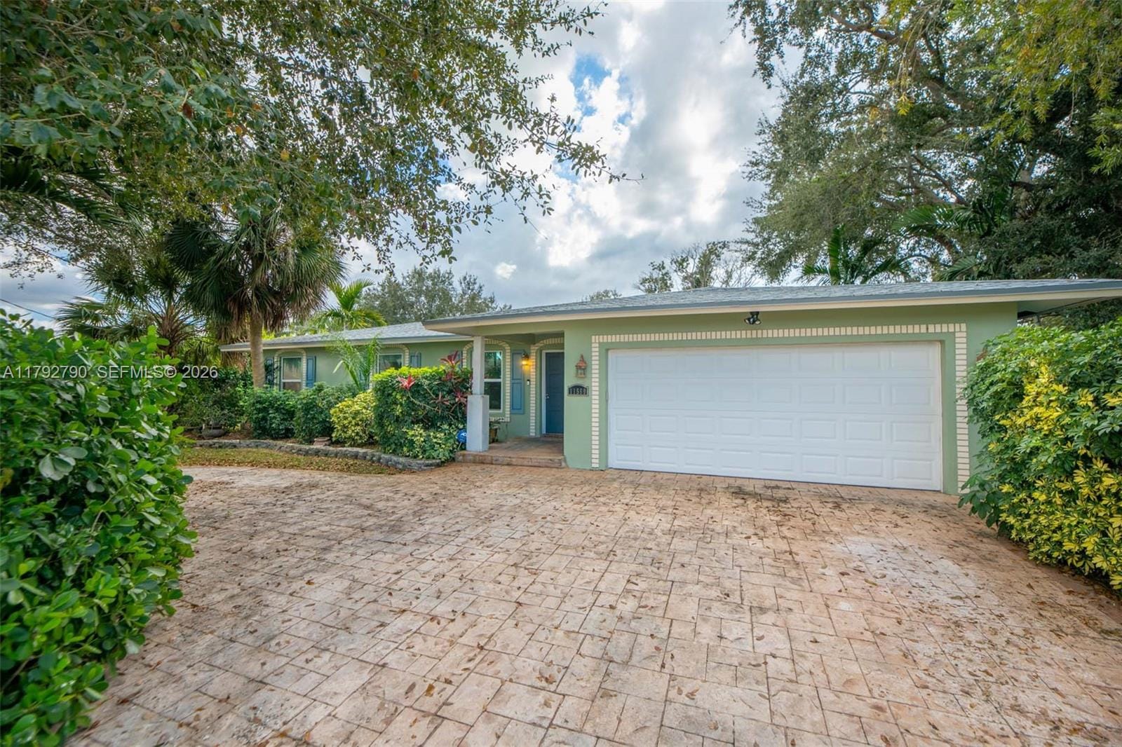 11560 NW 26th Street, Plantation, FL 33323