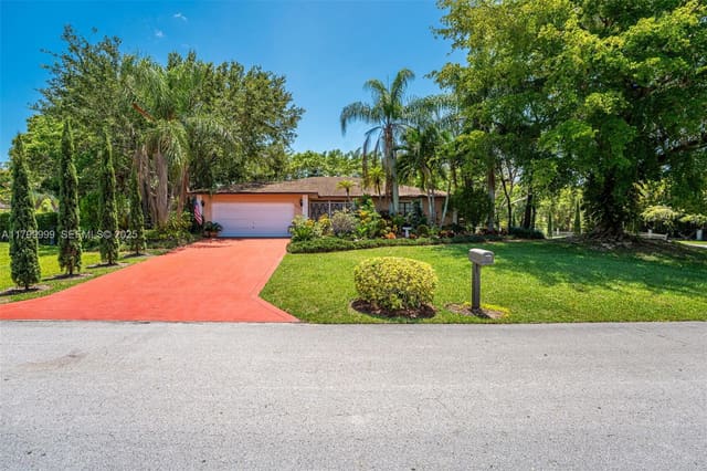 8620 SW 181st Street, sold in Pinewood Ests 3rd Addn, Palmetto Bay, FL