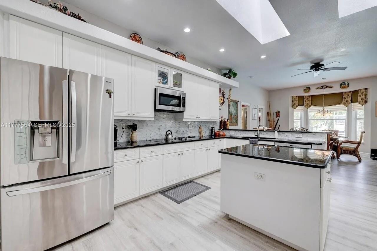 516 SW South Carolina Drive — photo 4