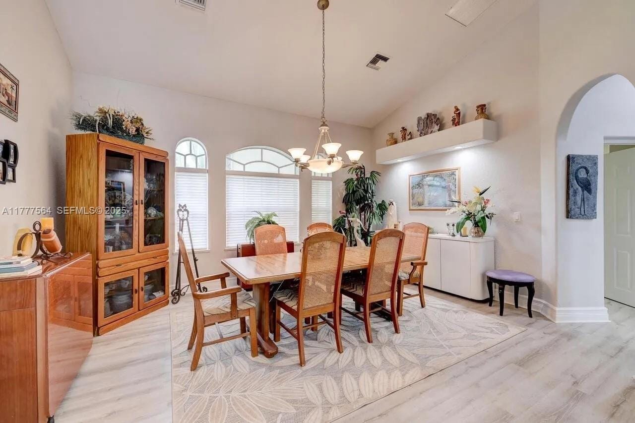 516 SW South Carolina Drive — photo 8