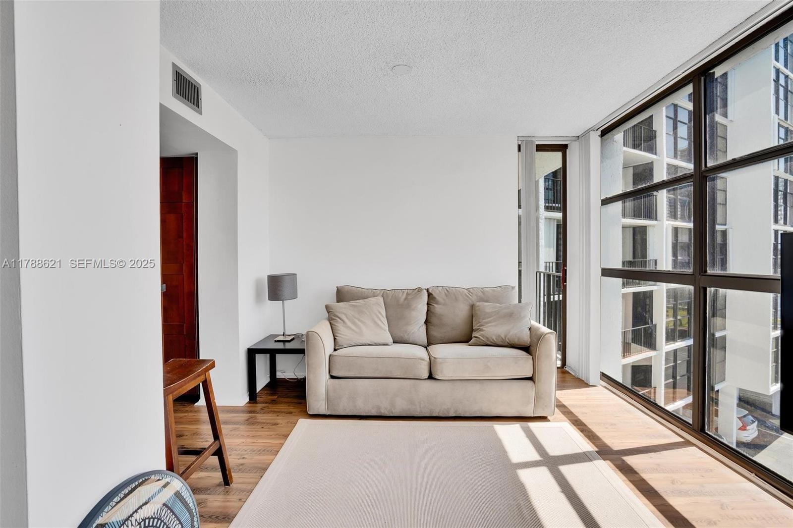 600 Parkview Drive 422(+DEN), Hallandale Beach, FL 33009 photo 21