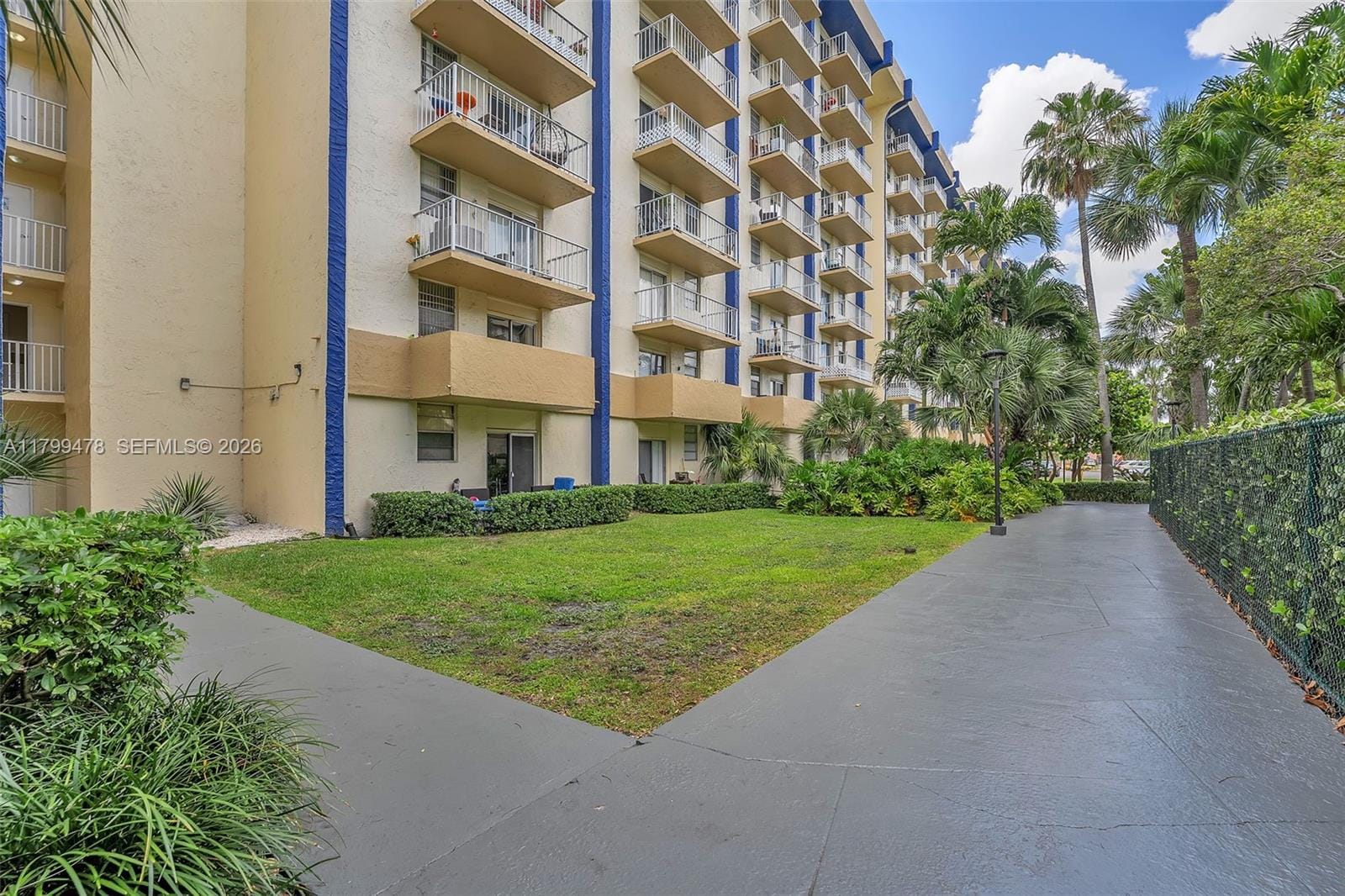 801 NW 47th Avenue 118W, Miami, FL 33126 photo 23