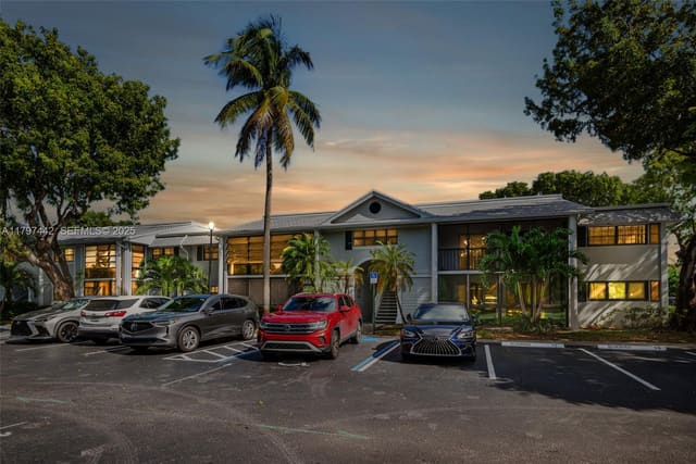 933 NE 199th Street 207, sold in Carmel At California Cl C, Miami, FL
