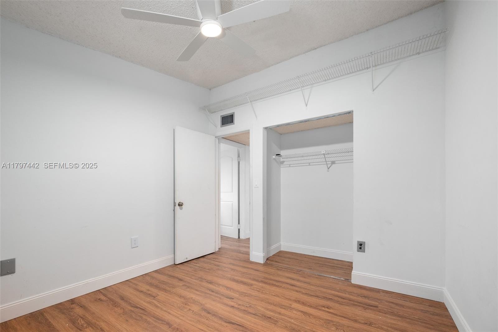 933 NE 199th Street 207, Miami, FL 33179 photo 18