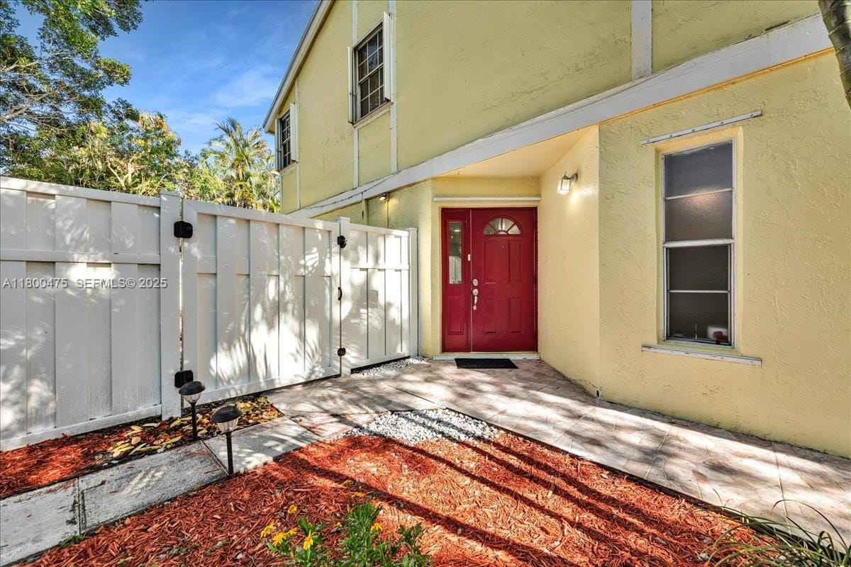 1060 SW 111th Way, Davie, FL 33324 photo 1