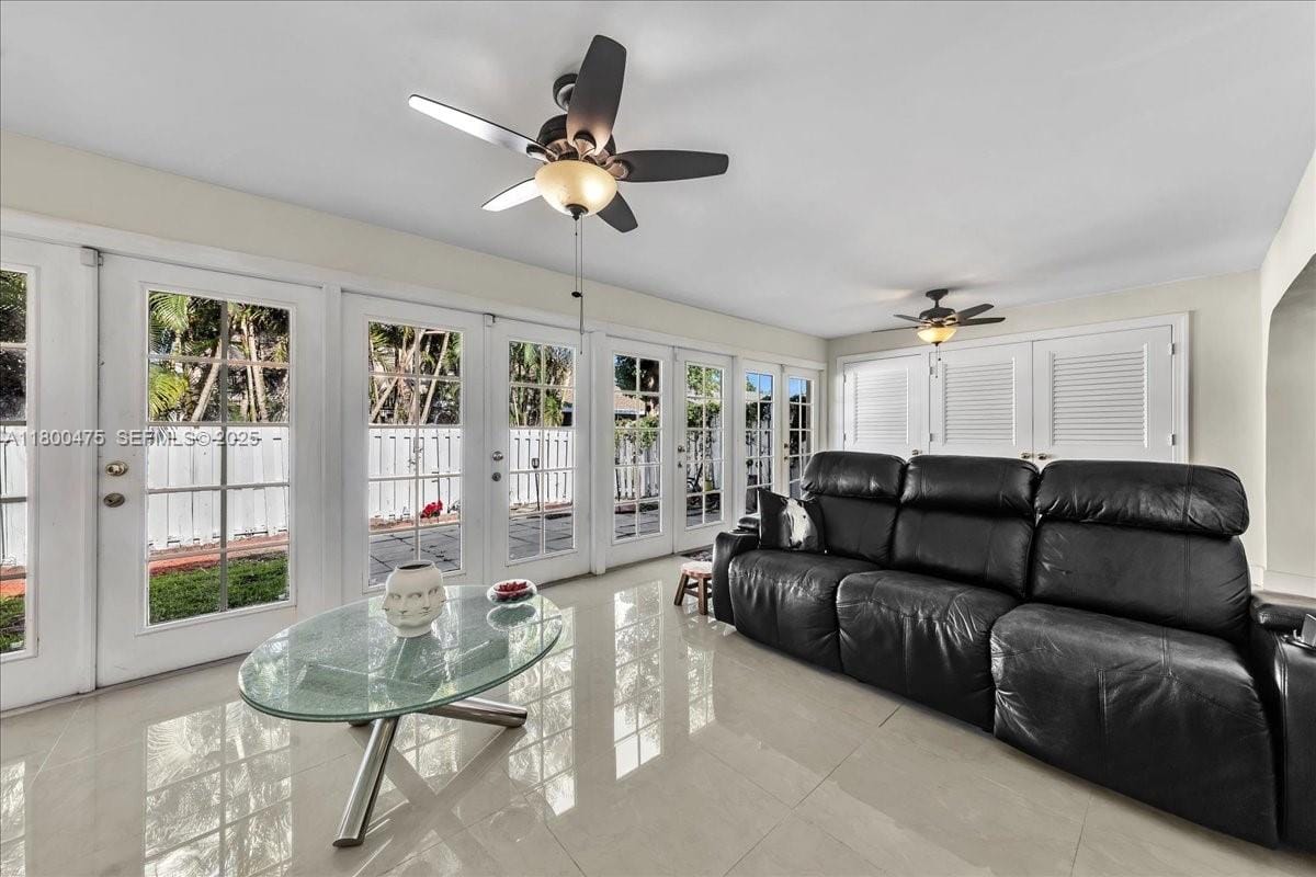 1060 SW 111th Way, Davie, FL 33324 photo 16