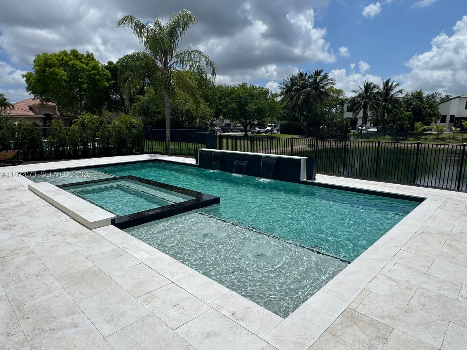 Established Fully License Established Fully License And Insured Pool/spa Bus, Miami, FL 33186, Miami