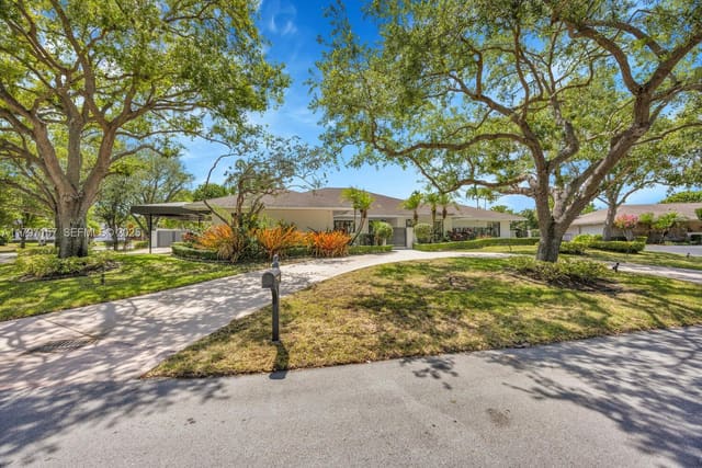 15920 SW 81st Avenue, sold in Clinton Grove Ests, Palmetto Bay, FL