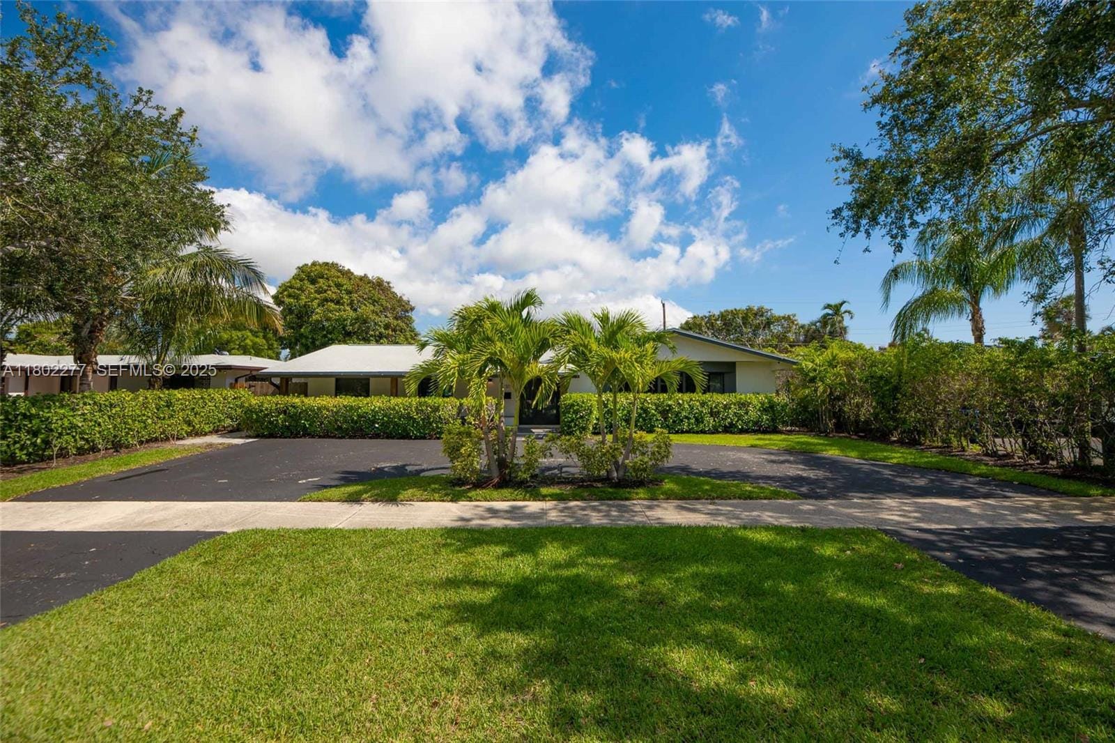 2117 NE 62nd Street, Fort Lauderdale, FL 33308