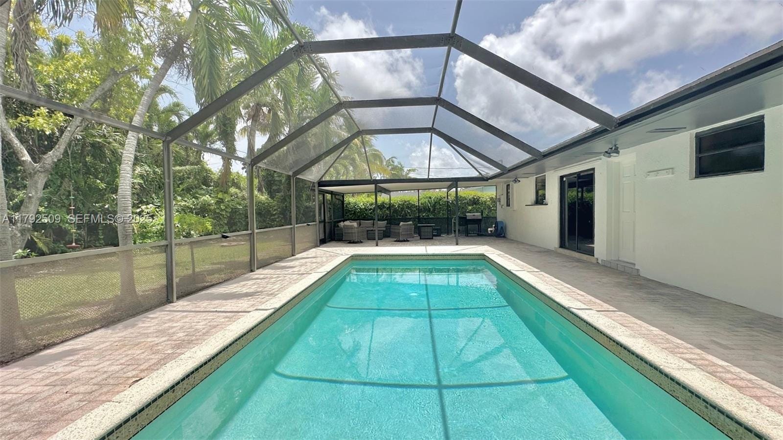 3 bedroom home for sale at 19241 93rd, Cutler Bay, FL 33157 — $615,000
