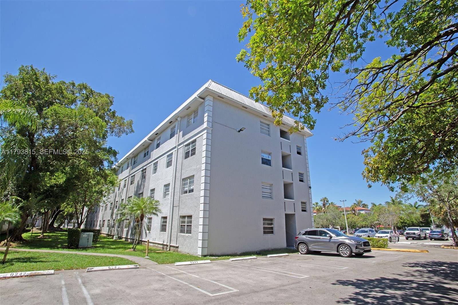 17255 SW 95th Avenue 247, Palmetto Bay, FL 33157 photo 1