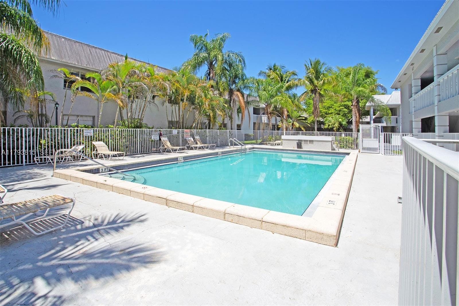 17255 SW 95th Avenue 247, Palmetto Bay, FL 33157 photo 24
