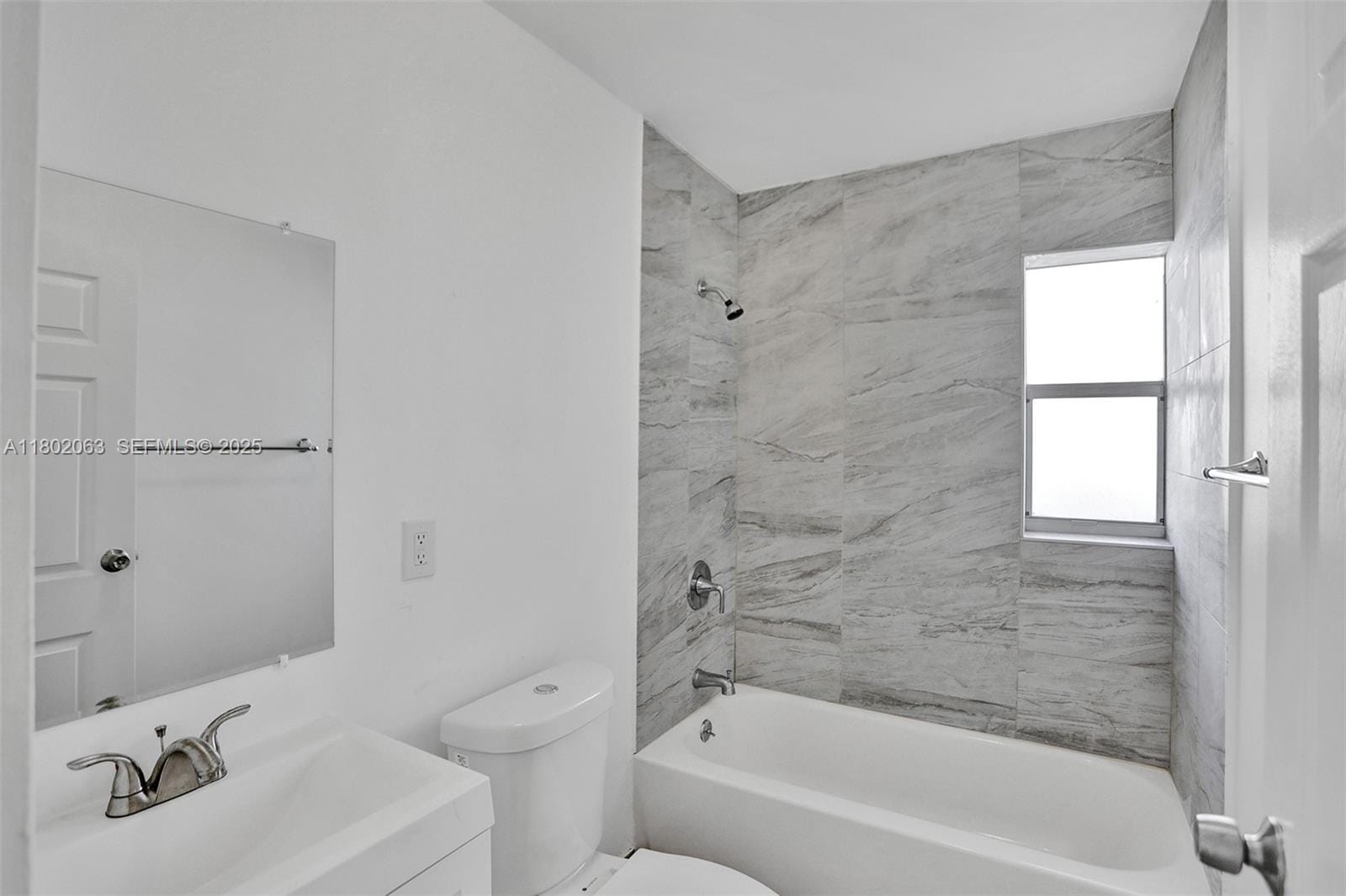 242 SW 9th Street, Dania Beach, FL 33004 photo 14
