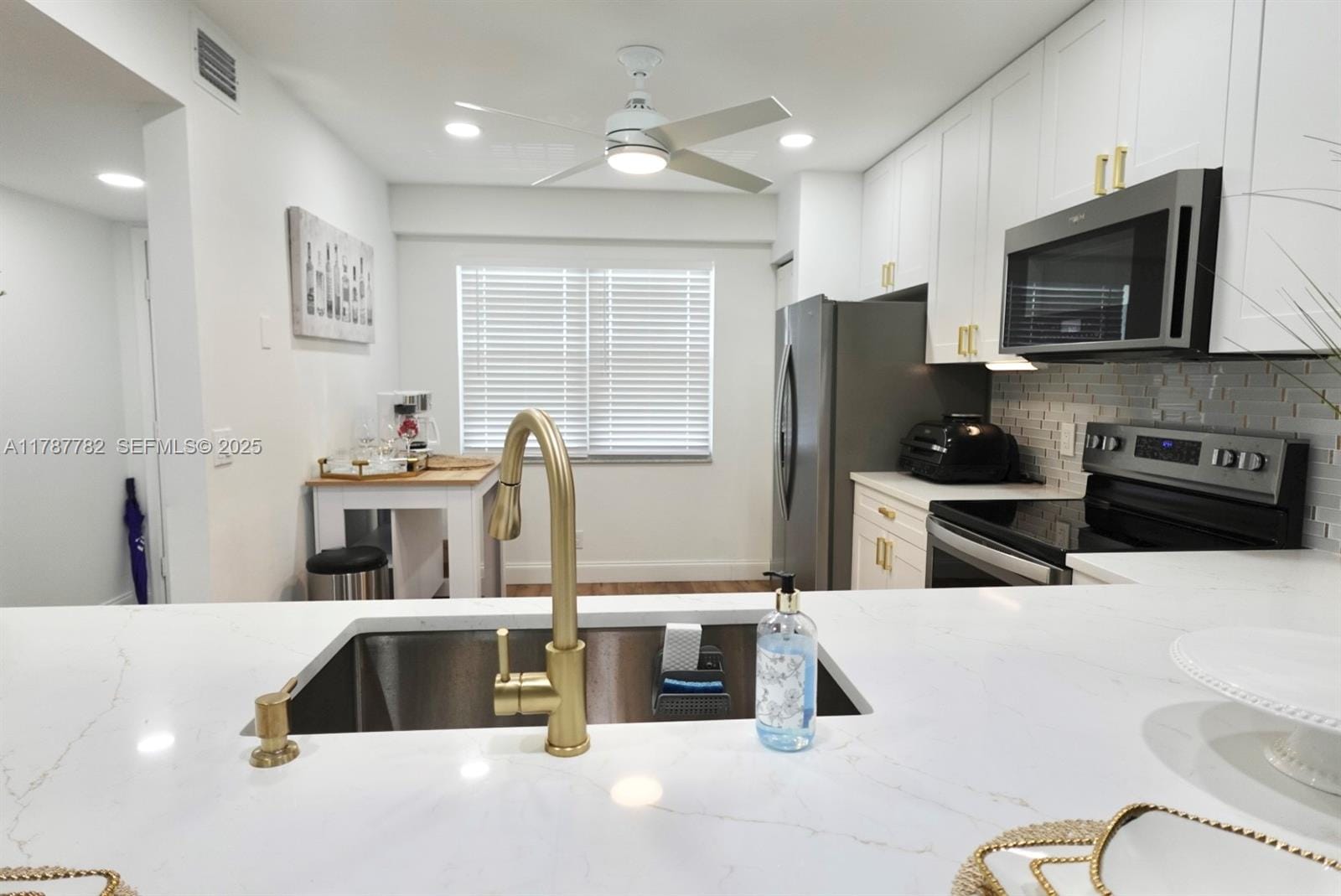 12500 SW 6th Street 413N, Pembroke Pines, FL 33027 photo 12