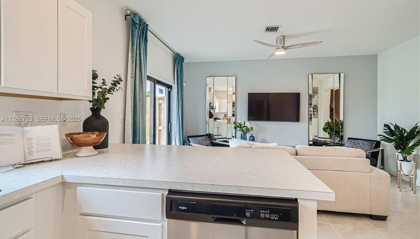 1472 NE 3rd Avenue, Florida City, FL 33034 photo 9