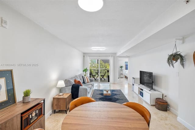 280 SW 20th Road 407, Miami, FL 33129