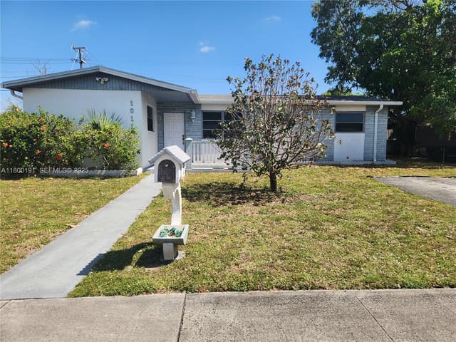 1011 NE 196th Street, Miami, FL 33179