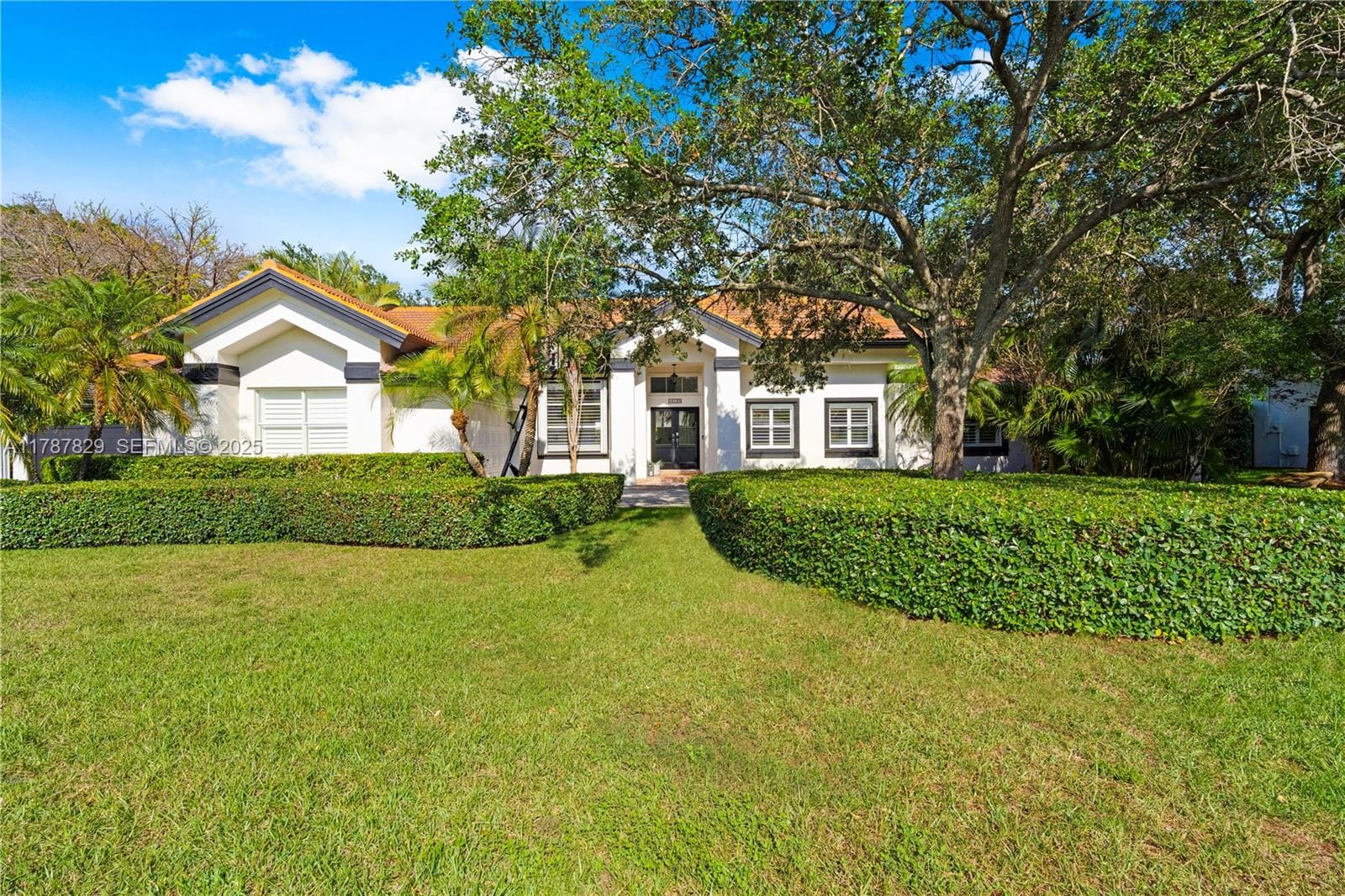 16125 SW 84th Place, Palmetto Bay, FL 33157 photo 2