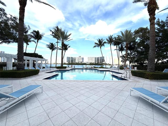 3255 NE 184th Street 12217, Aventura, FL 33160