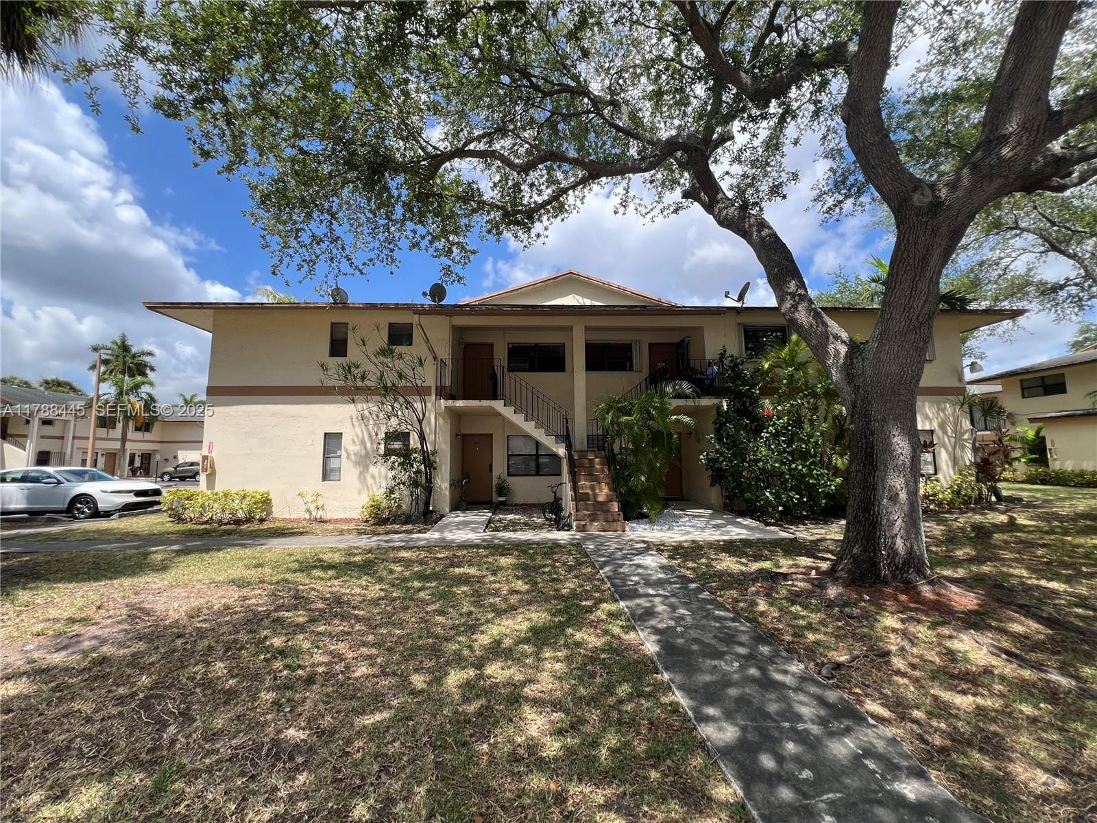 12955 SW 66th Lane 214-2, Miami, FL 33183 - photo 1 of 13