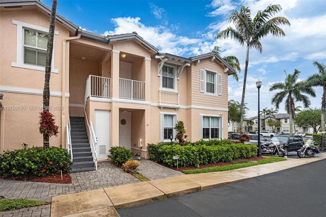 2933 SE 2nd Street 20, Homestead, FL 33033