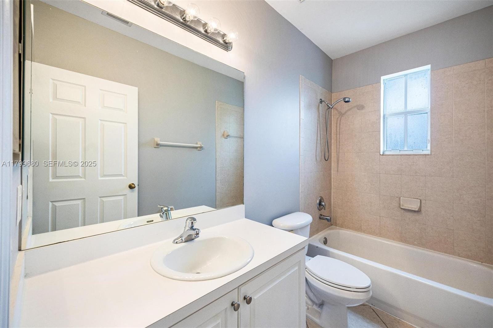 2933 SE 2nd Street 20, Homestead, FL 33033 photo 9