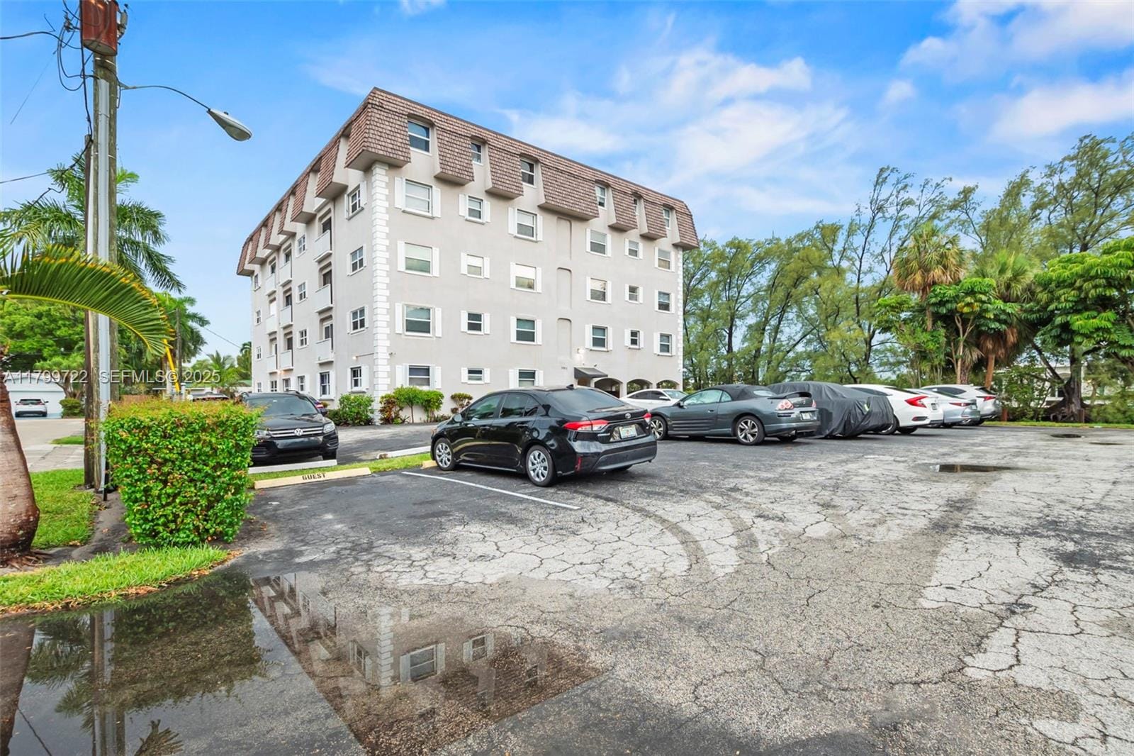 5911 NE 14th Lane 201S, Fort Lauderdale, FL 33334