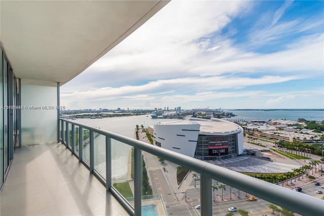 888 Biscayne Boulevard 2103, Miami, FL 33132