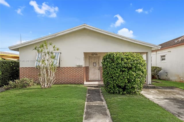 653 NW 3rd Court, sold in Foster Park, Hallandale Beach, FL