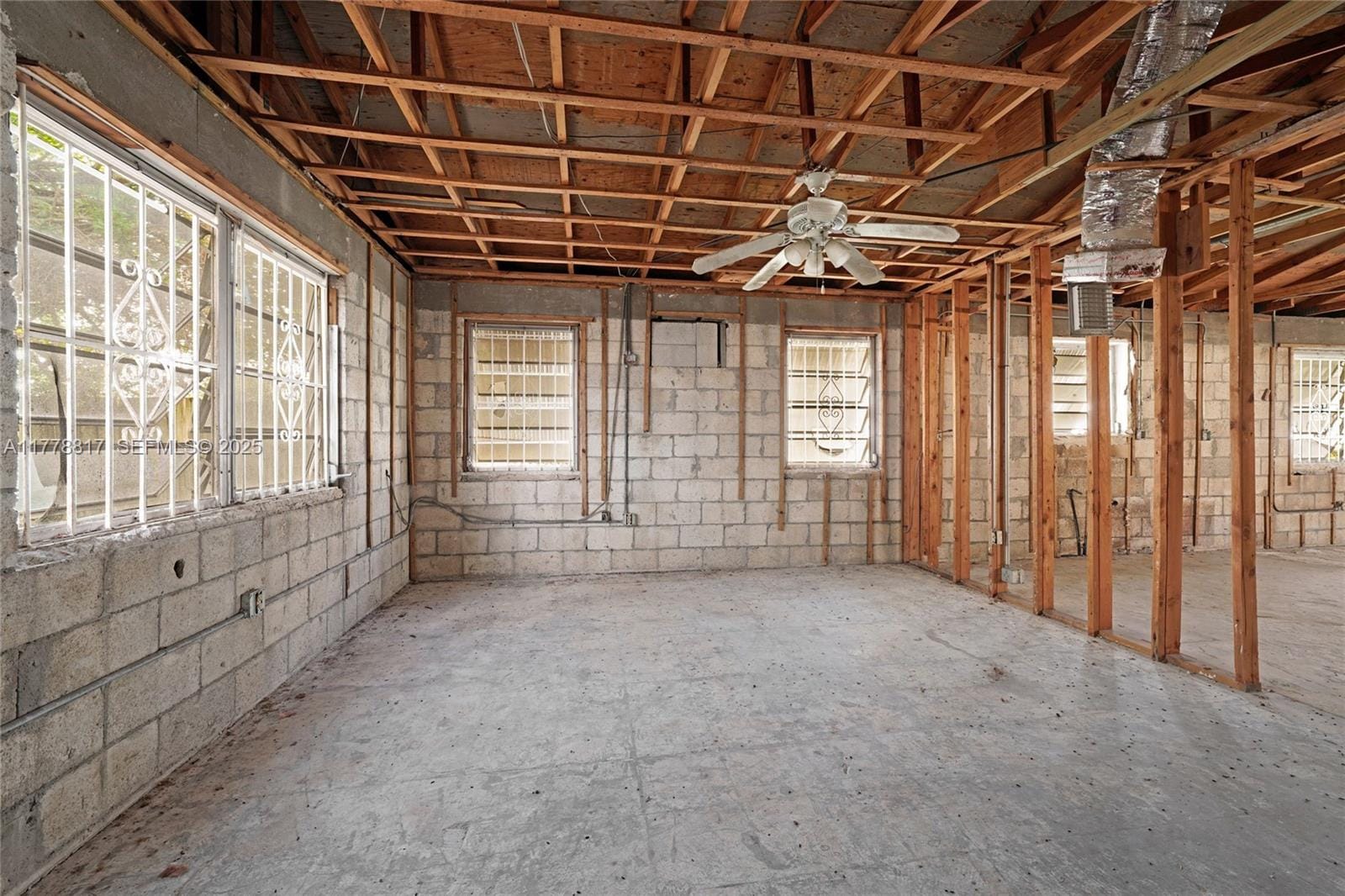653 NW 3rd Court, Hallandale Beach, FL 33009 photo 10